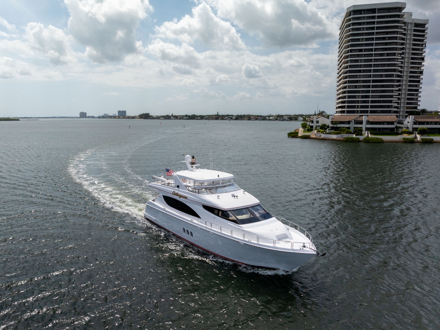 OUTRAGEOUS 80ft Hatteras Yacht For Sale