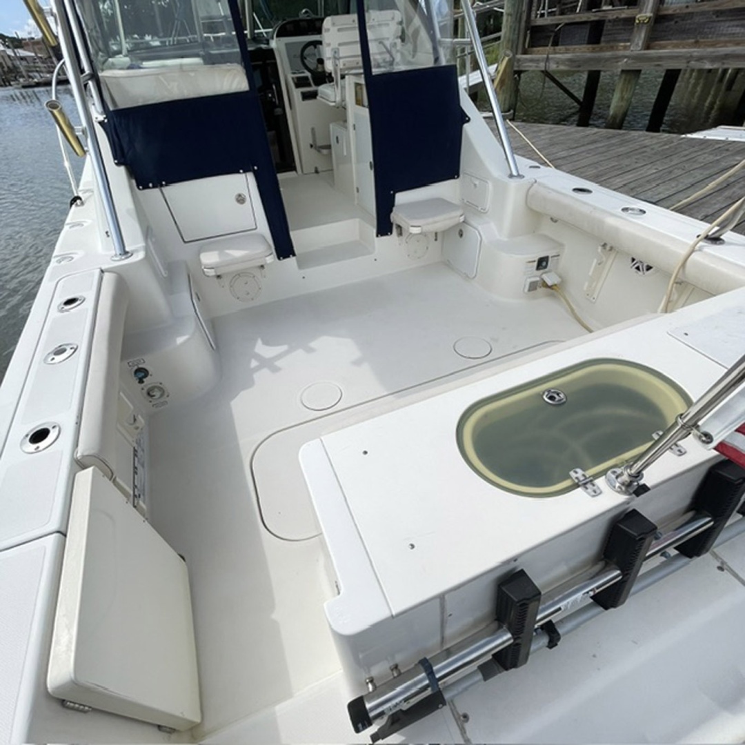 33ft Pursuit Yacht For Sale