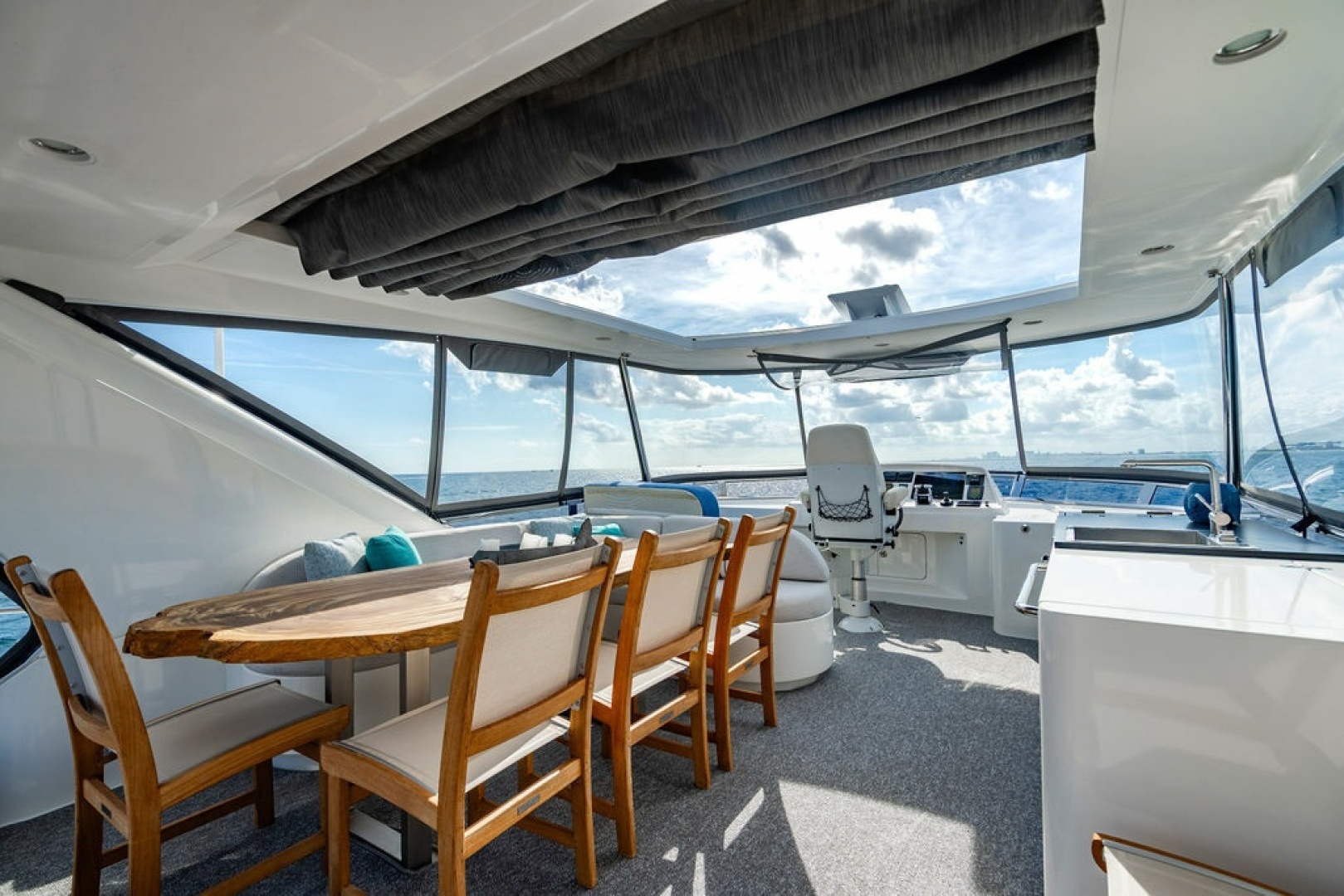 VELOCE 74ft Custom Yacht For Sale
