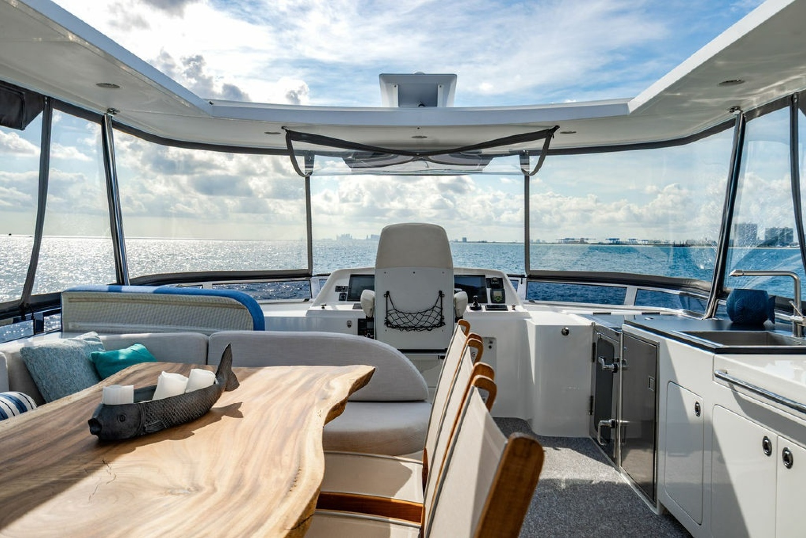 VELOCE 74ft Custom Yacht For Sale