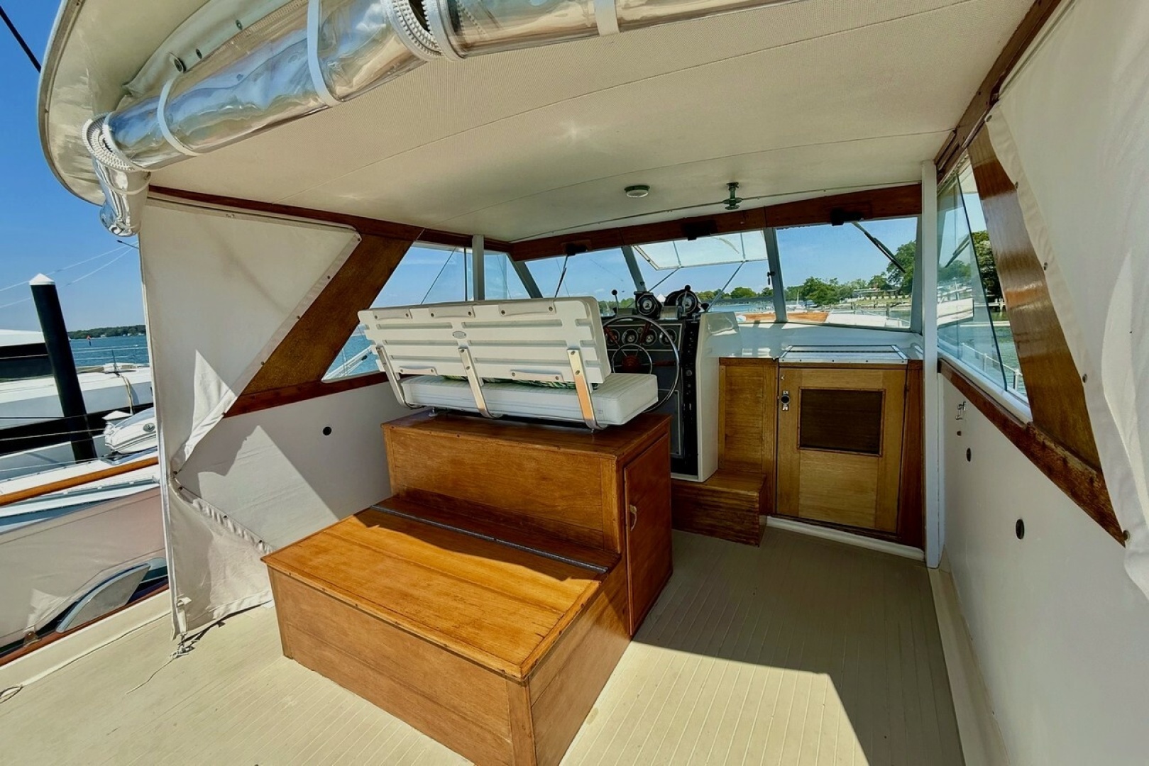 Morning Mist 47ft Chris Craft Yacht For Sale