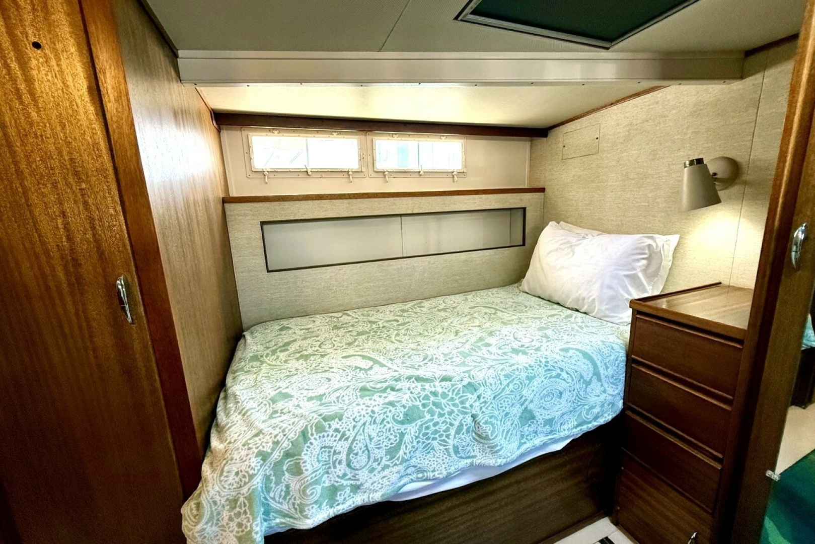 Morning Mist 47ft Chris Craft Yacht For Sale