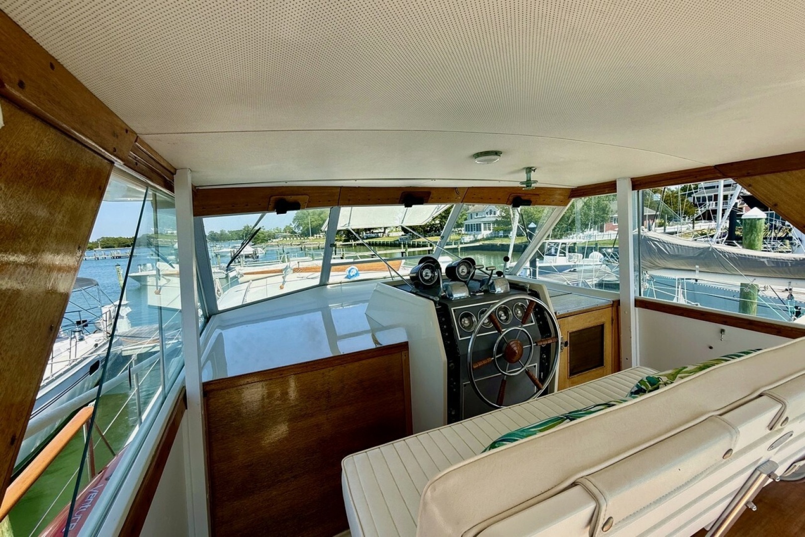 Morning Mist 47ft Chris Craft Yacht For Sale