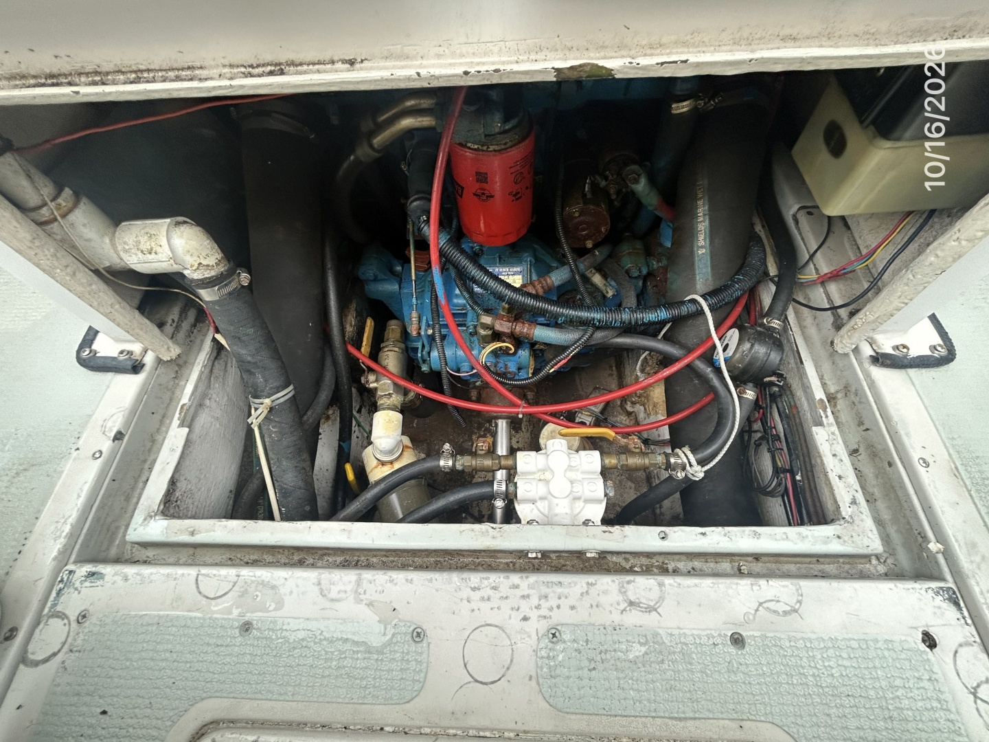 26' Shamrock gearbox access