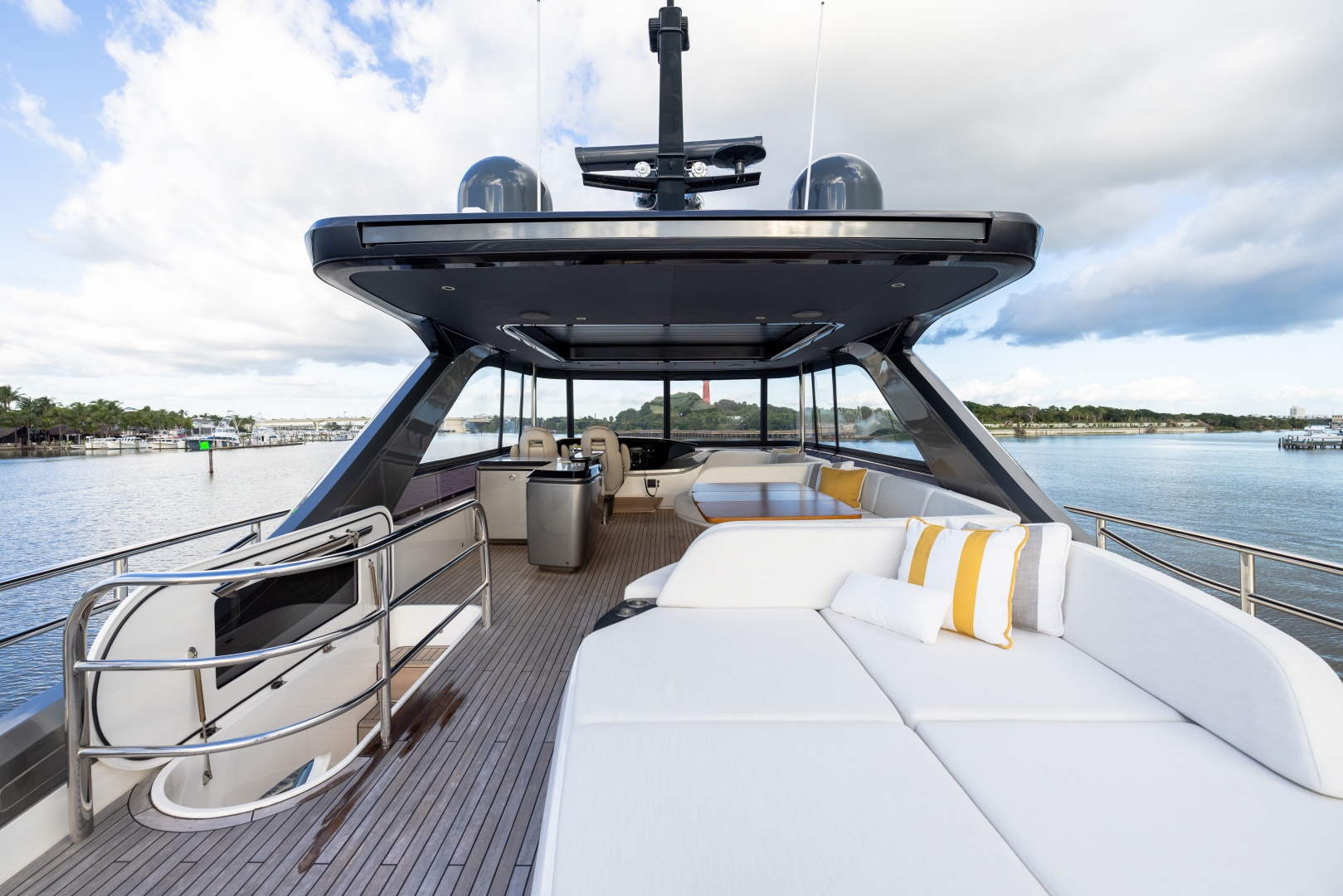 Happyness 72ft Princess Yacht For Sale Happyness 72ft Princess Yacht For Sale
