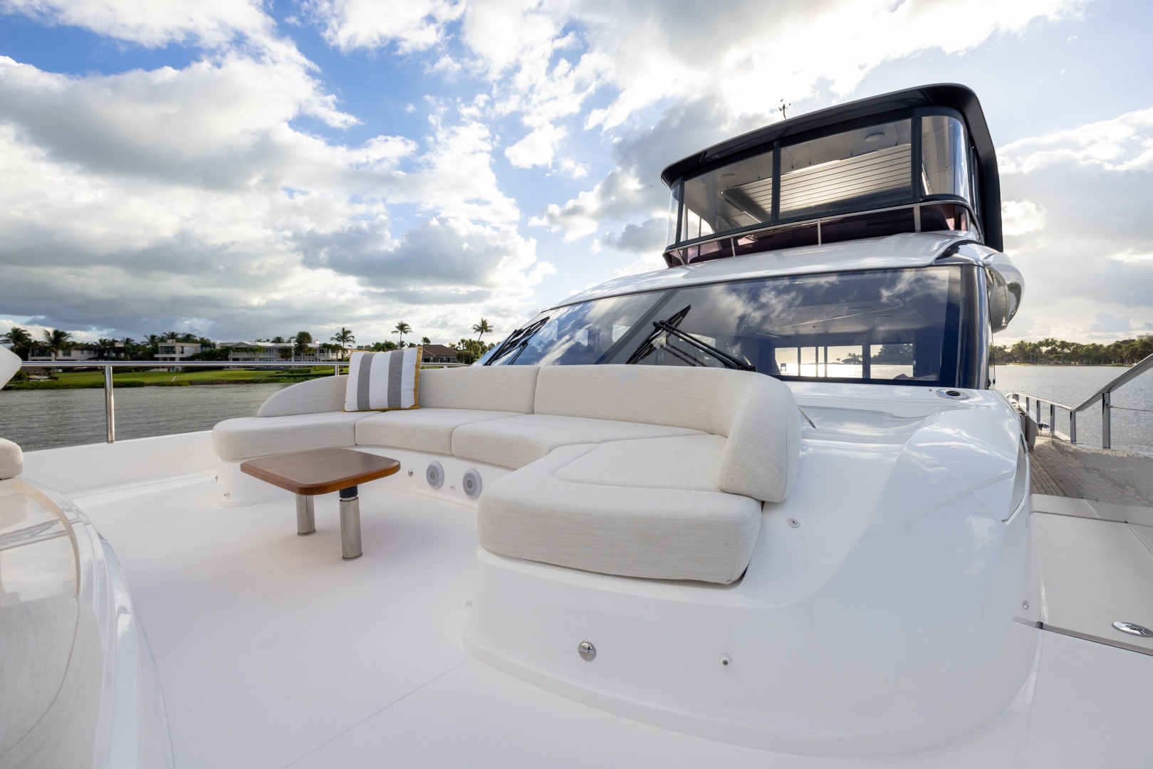 Happyness 72ft Princess Yacht For Sale Happyness 72ft Princess Yacht For Sale