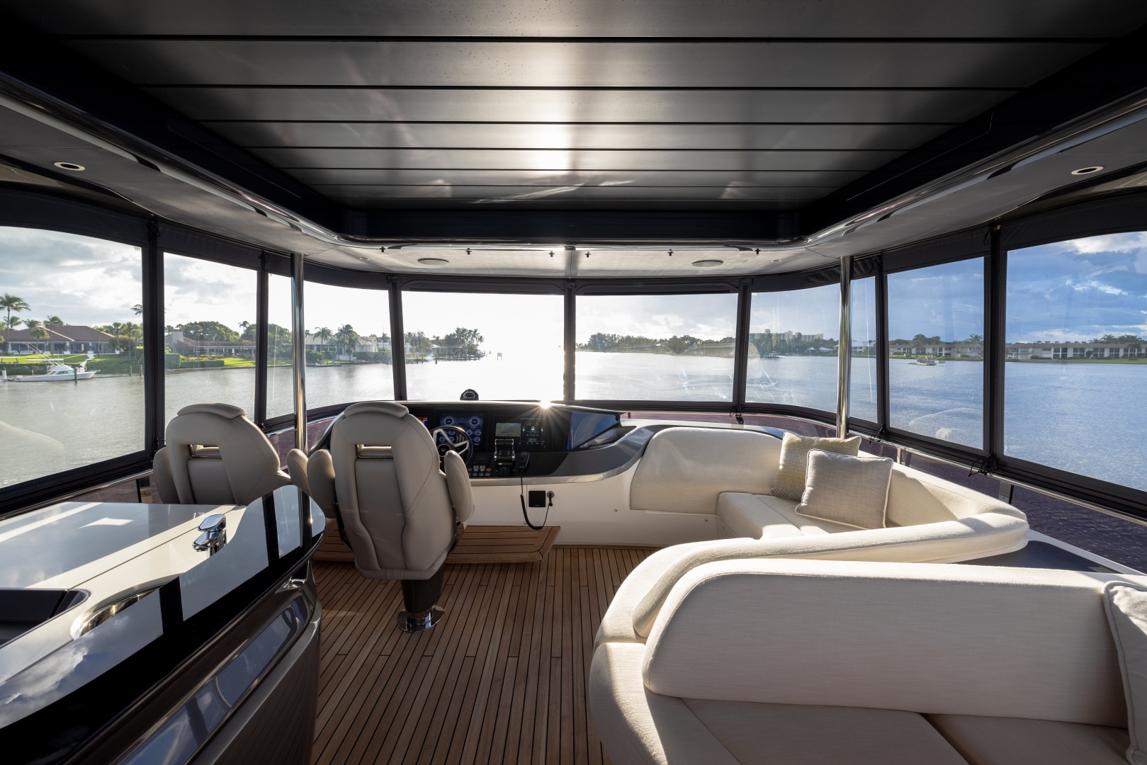 Happyness 72ft Princess Yacht For Sale Happyness 72ft Princess Yacht For Sale