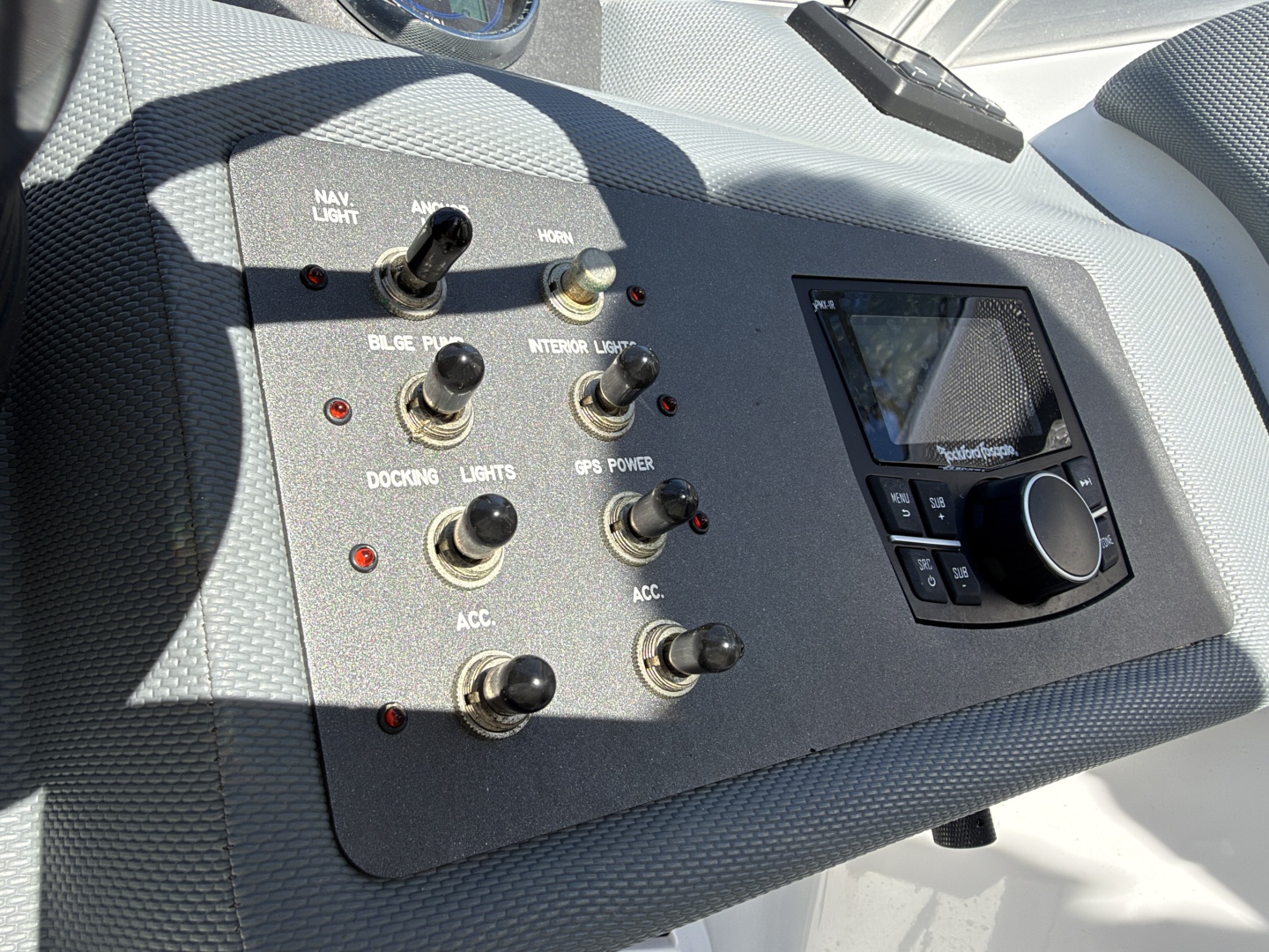 22ft Cobalt Yacht For Sale