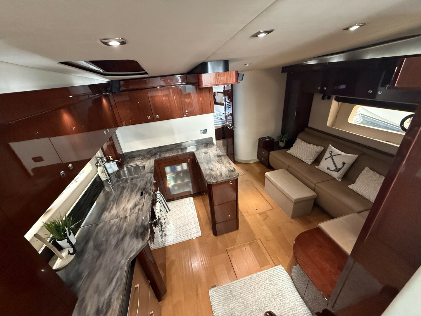 58ft Sea Ray Yacht For Sale