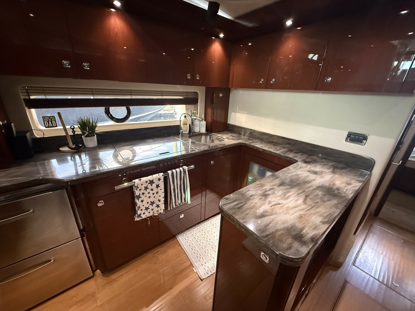 58ft Sea Ray Yacht For Sale