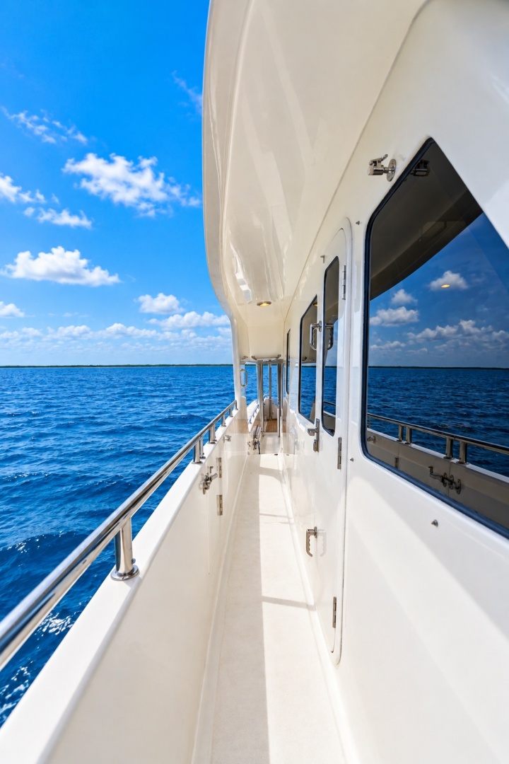 NAMY 65ft Outer Reef Yachts Yacht For Sale NAMY 65ft Outer Reef Yachts Yacht For Sale