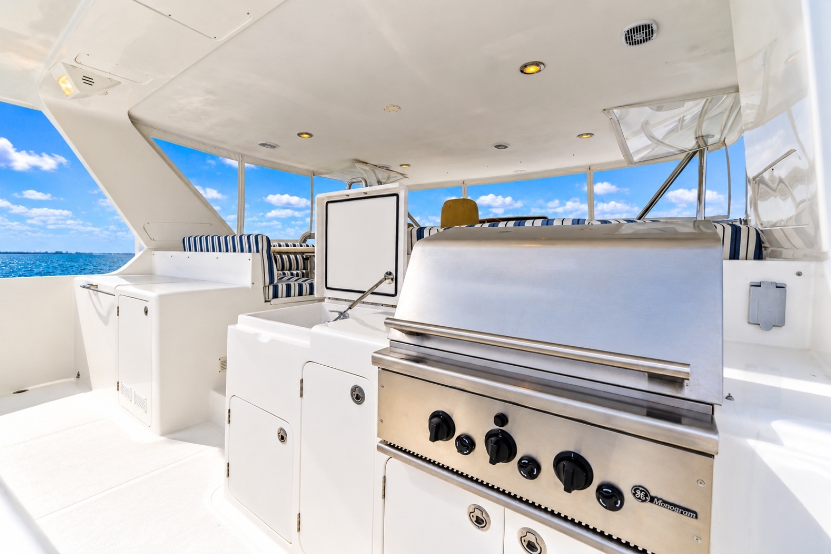 NAMY 65ft Outer Reef Yachts Yacht For Sale NAMY 65ft Outer Reef Yachts Yacht For Sale