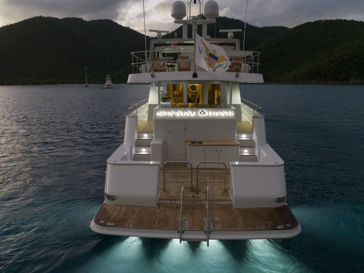 WINNING HAND 120ft Broward Yacht For Sale