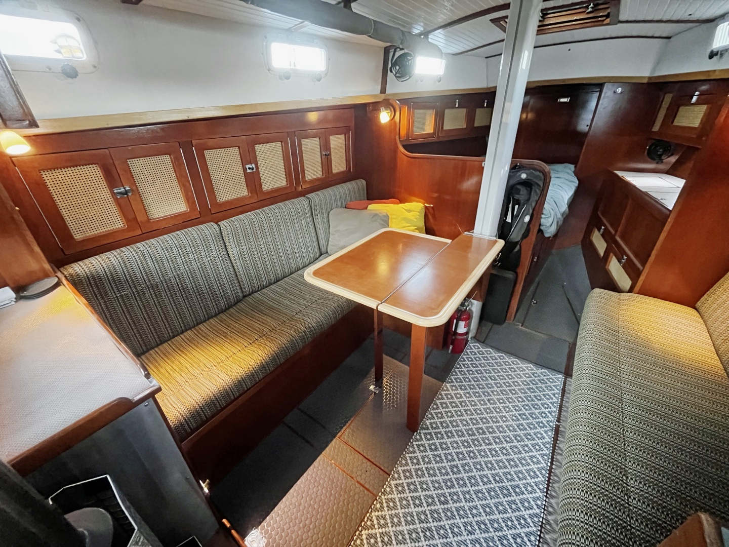 PATINA 35ft Brewer Yacht For Sale PATINA 35ft Brewer Yacht For Sale