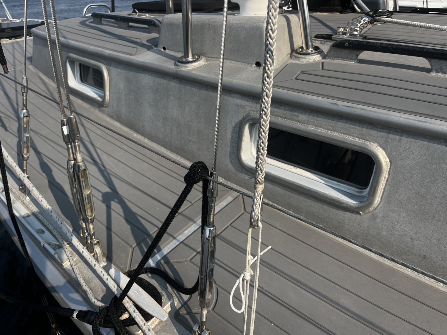 PATINA 35ft Brewer Yacht For Sale PATINA 35ft Brewer Yacht For Sale