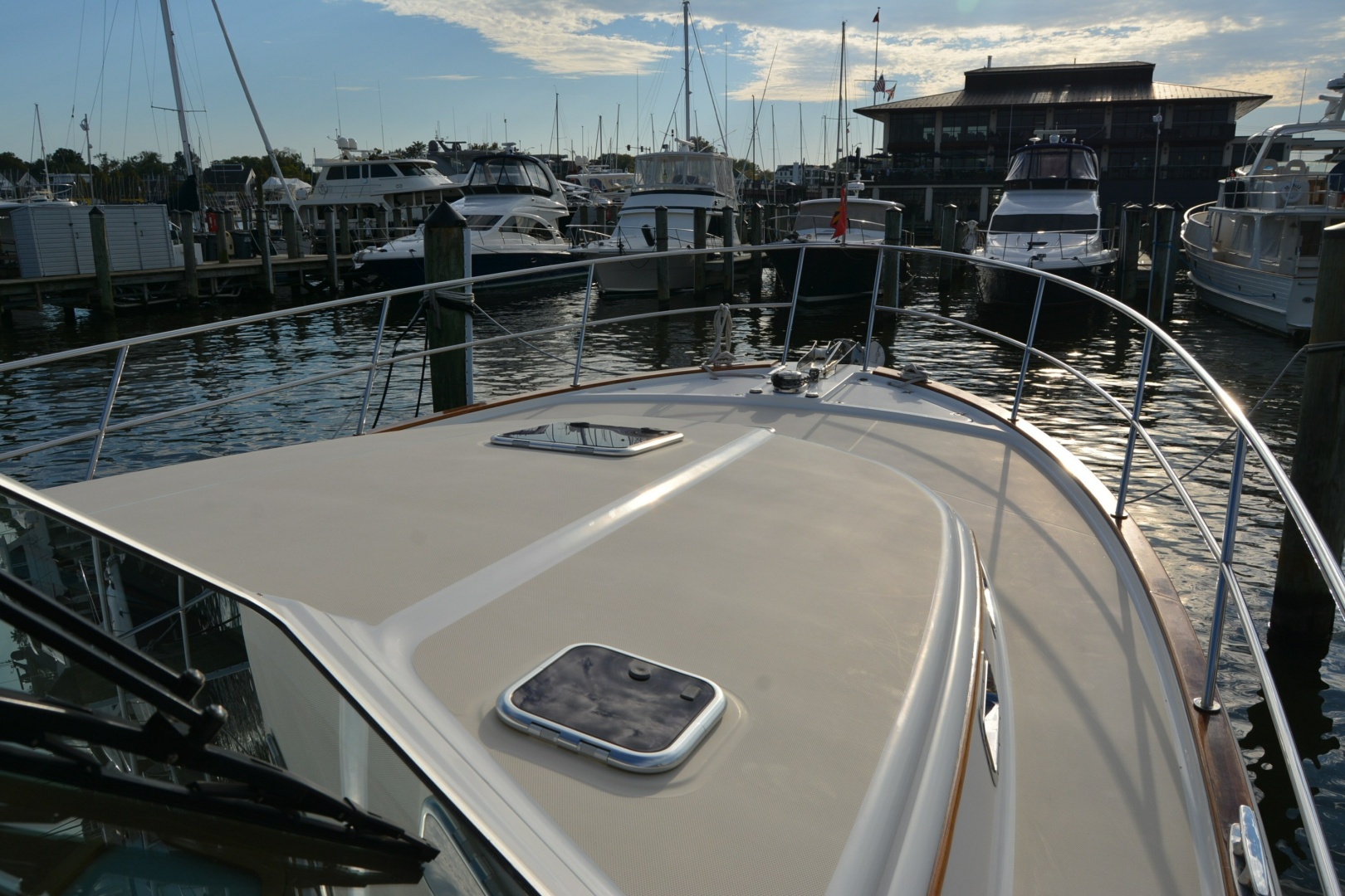 2019 Sabre 45 Salon Express