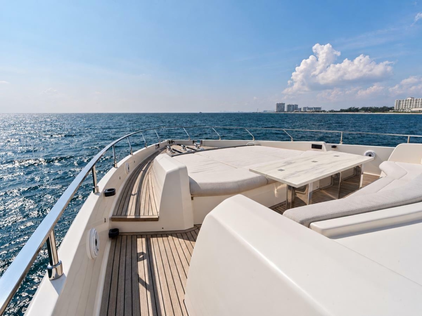 THE BRASS RING 85ft Ferretti Yachts Yacht For Sale