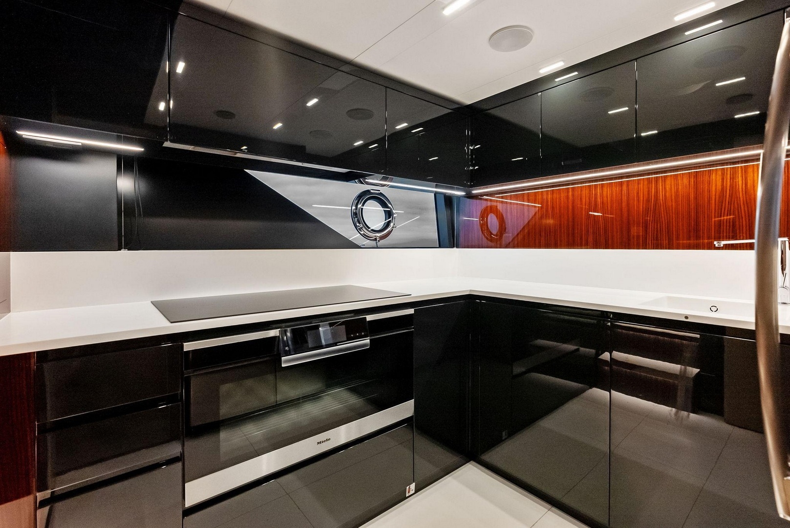 88ft Riva Yacht For Sale 88ft Riva Yacht For Sale