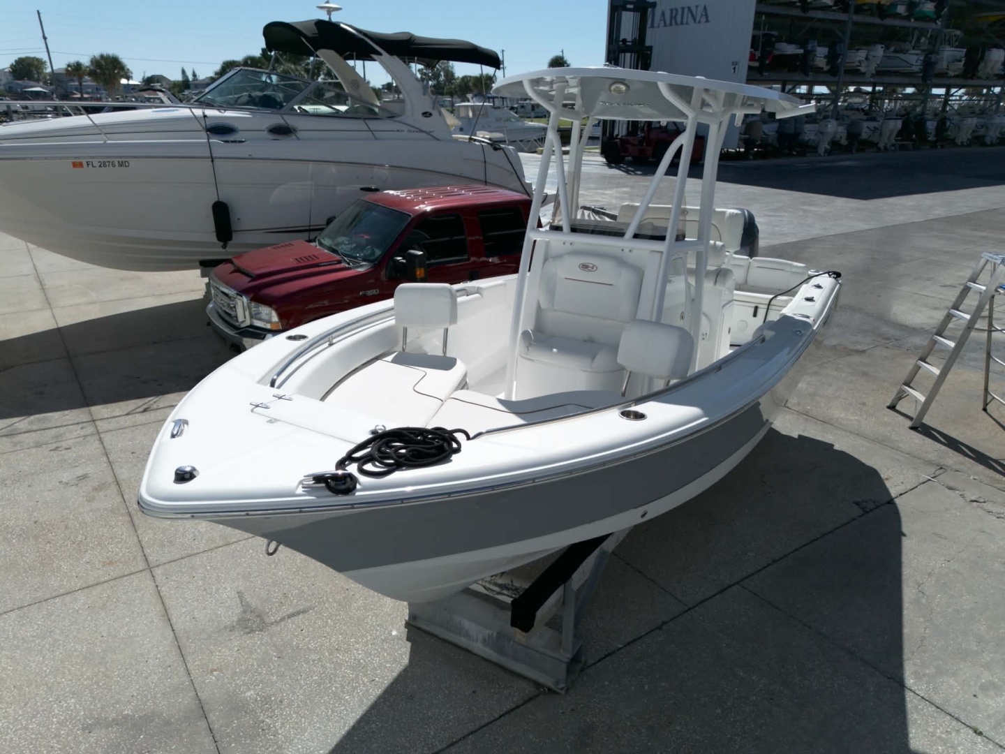 2018 Sea Hunt 225 Ultra