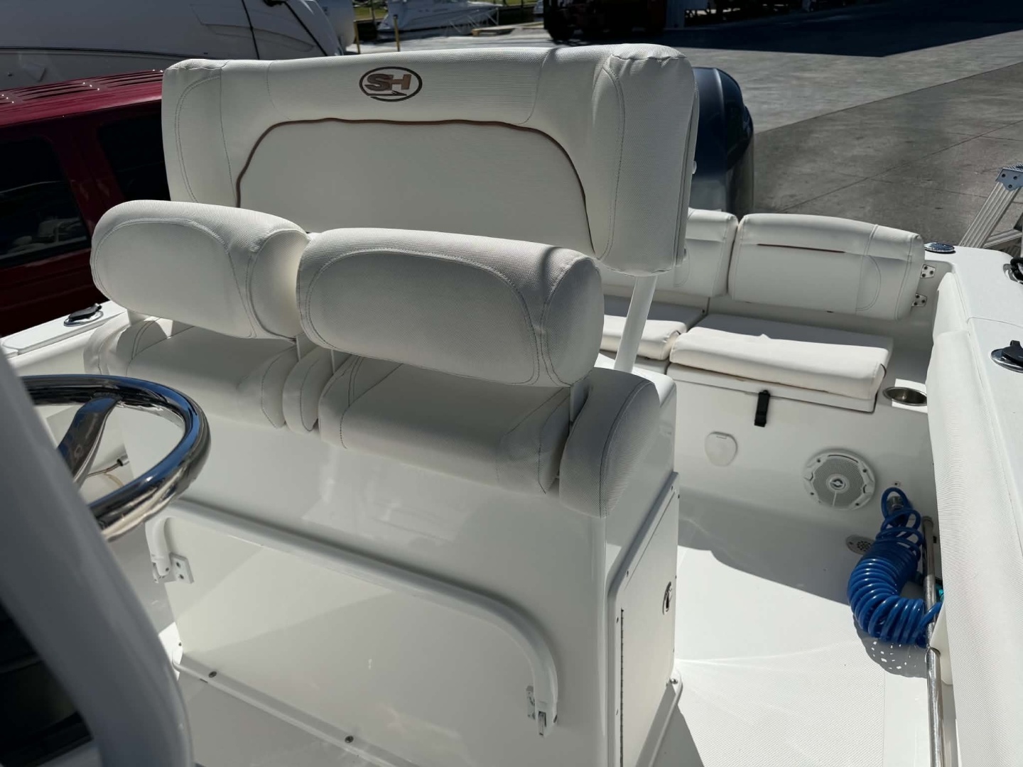 2018 Sea Hunt 225 Ultra