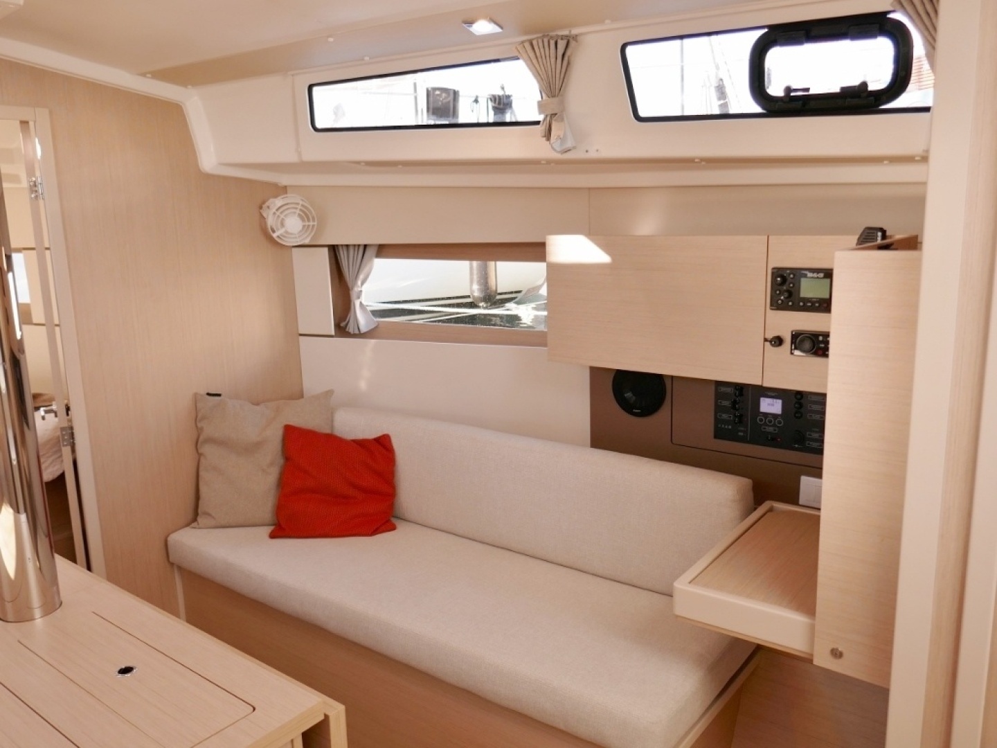 Wanderer 38ft Beneteau Yacht For Sale