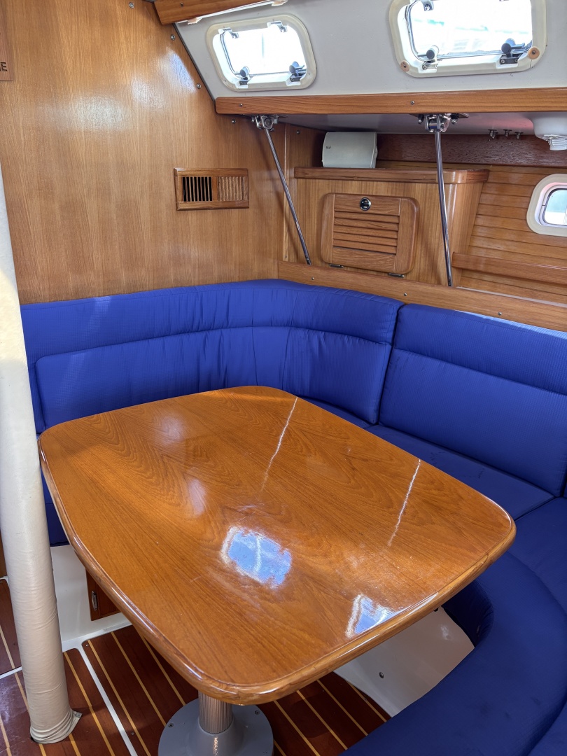 1999 Catalina 