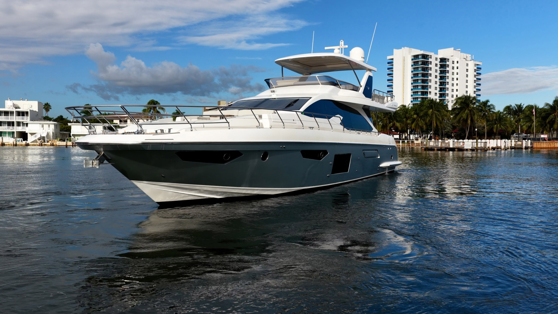 Ciao Bella 72ft Azimut Yacht For Sale