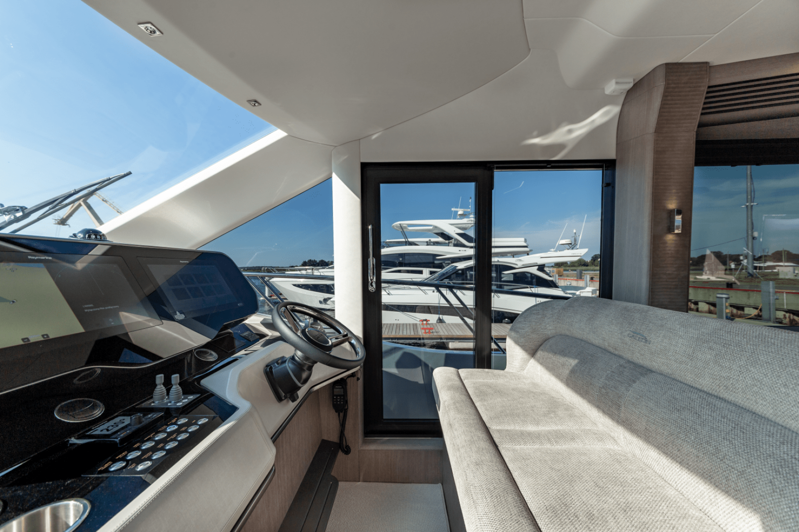2024 Galeon 560 FLY