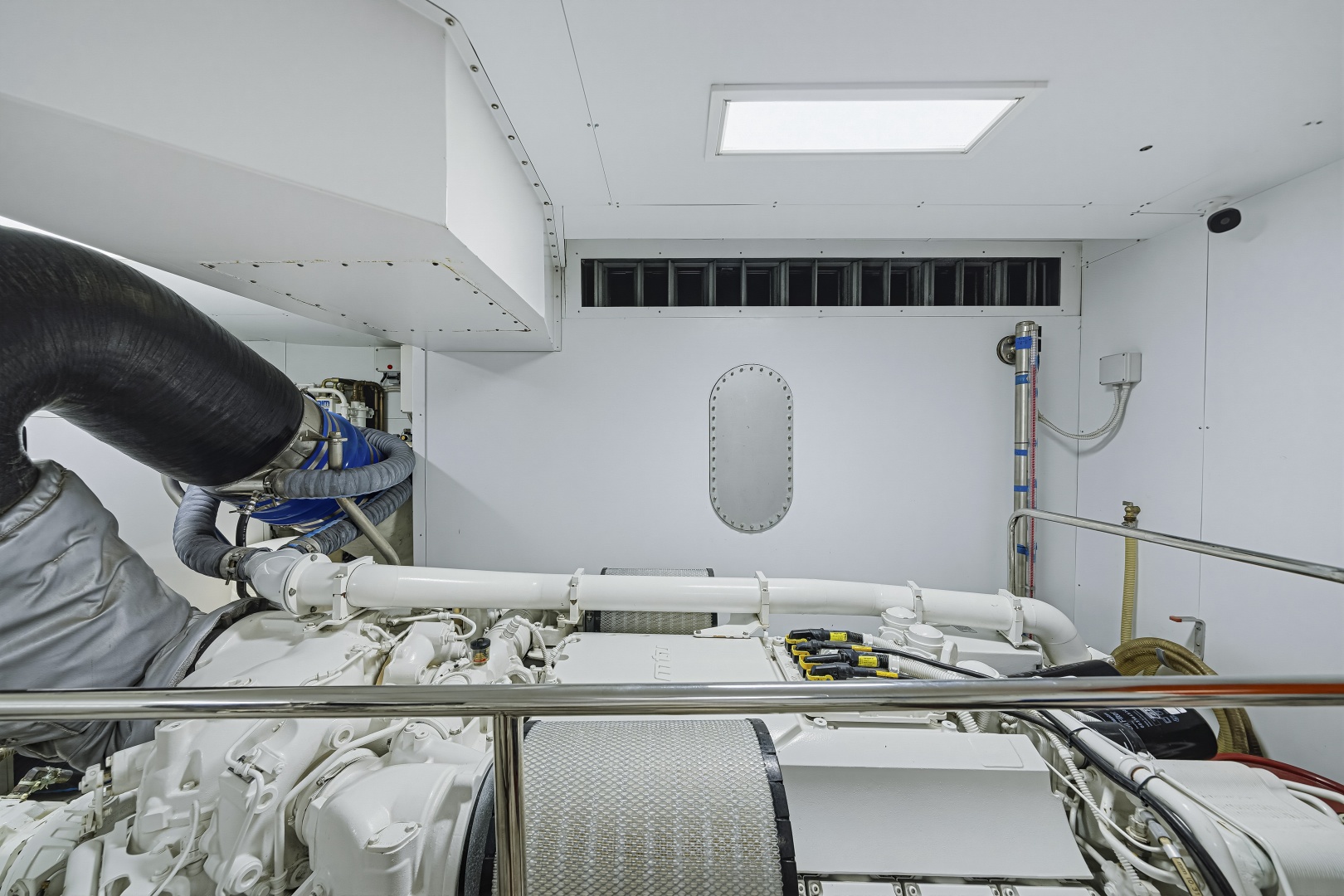 2016 Ferretti Yachts Custom Line