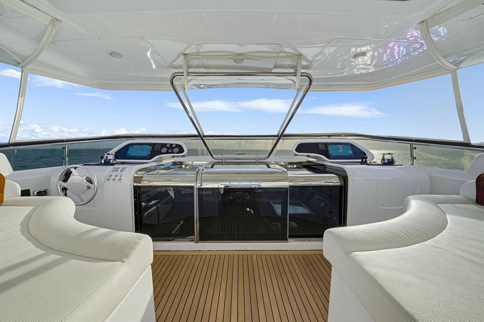 2016 Ferretti Yachts Custom Line