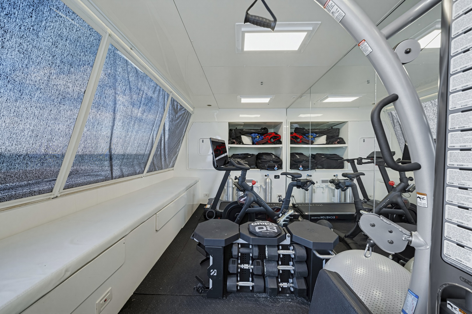 2016 Ferretti Yachts Custom Line