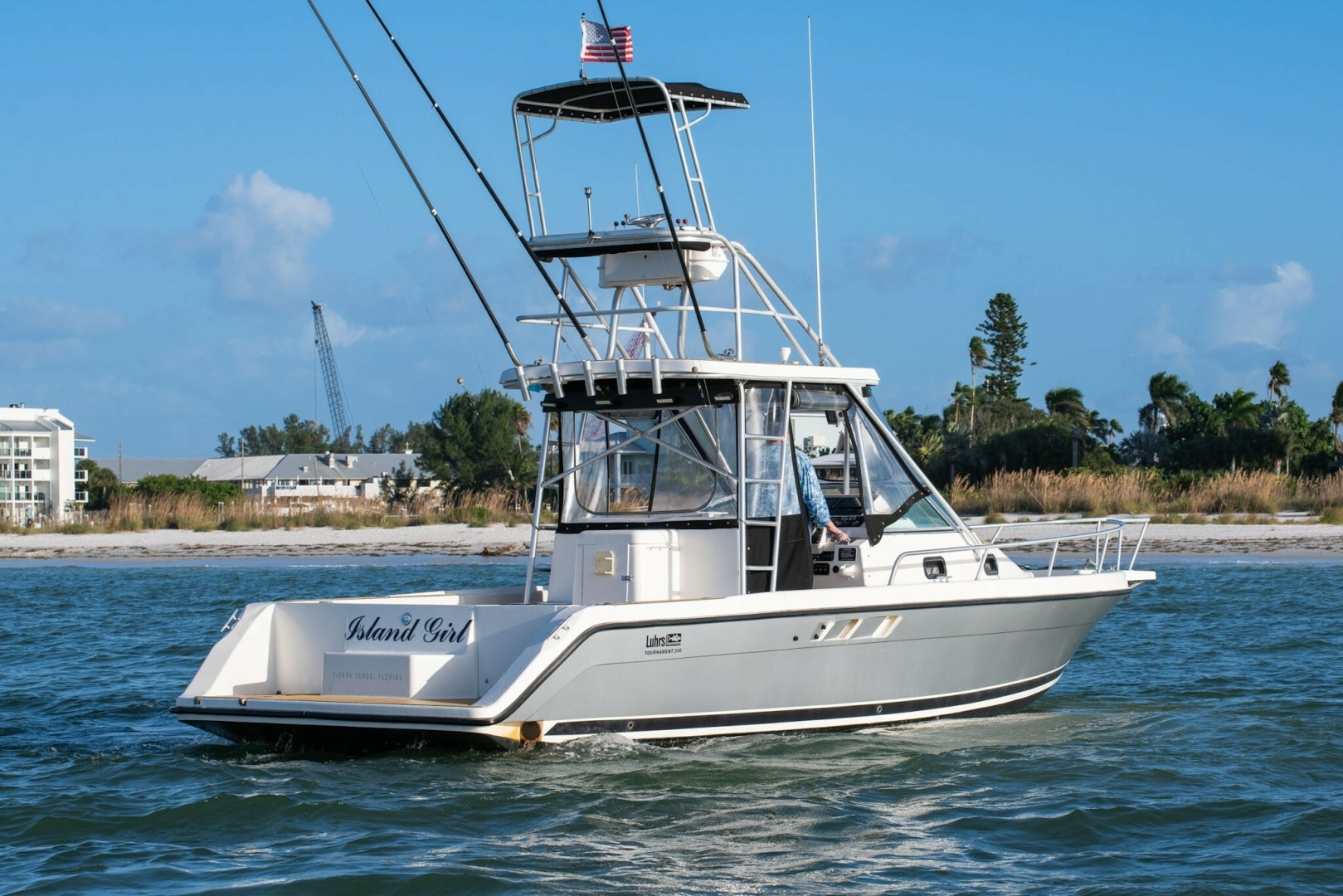 Island Girl 30ft Luhrs Yacht For Sale