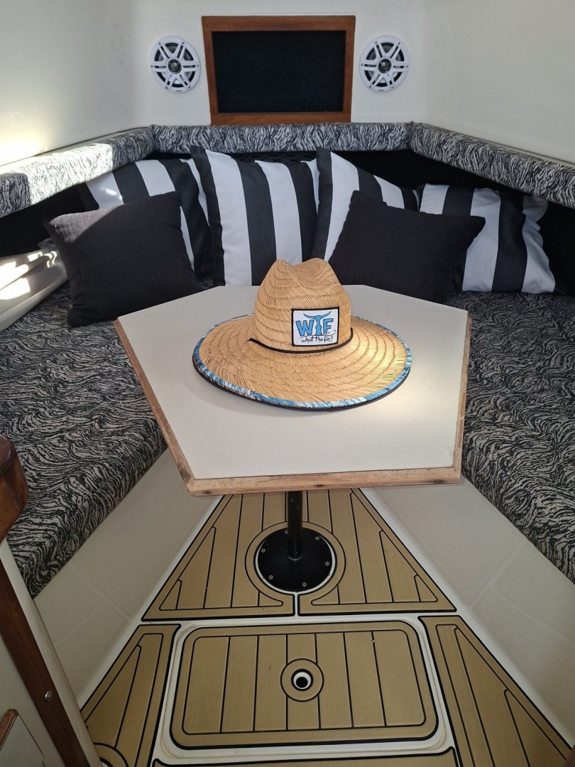 Island Girl 30ft Luhrs Yacht For Sale