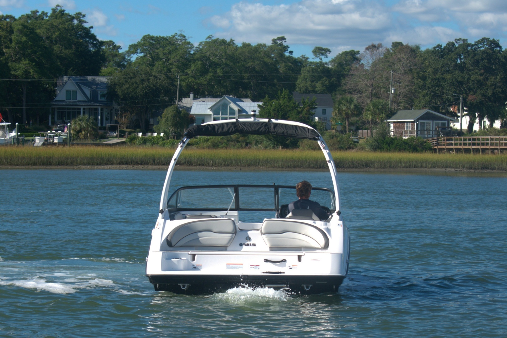 2025 Yamaha Boats AR190