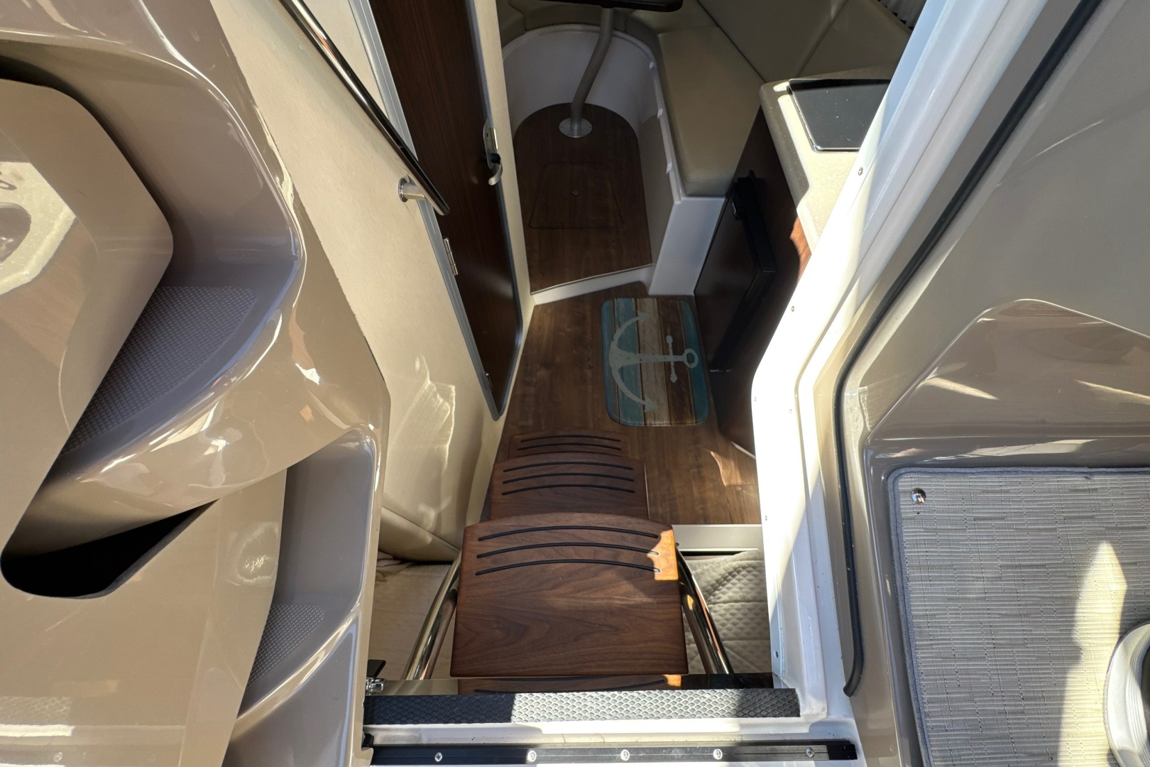 2017 Regal 28 Express