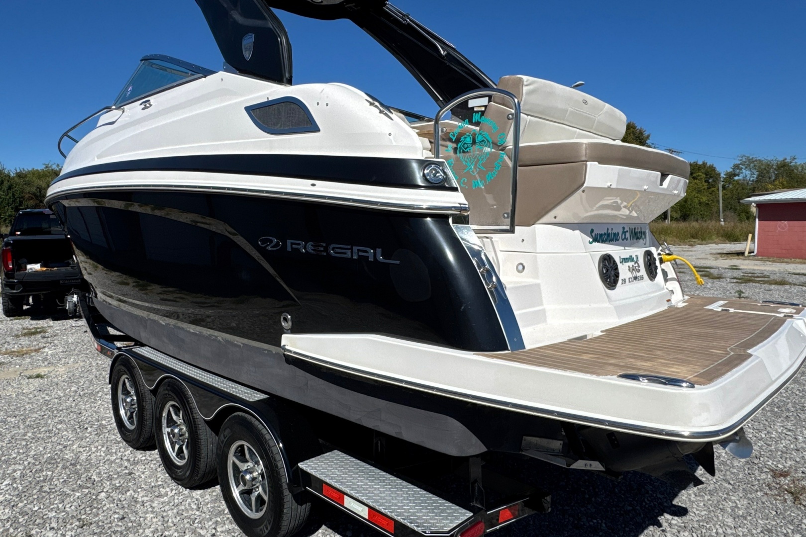 2017 Regal 28 Express