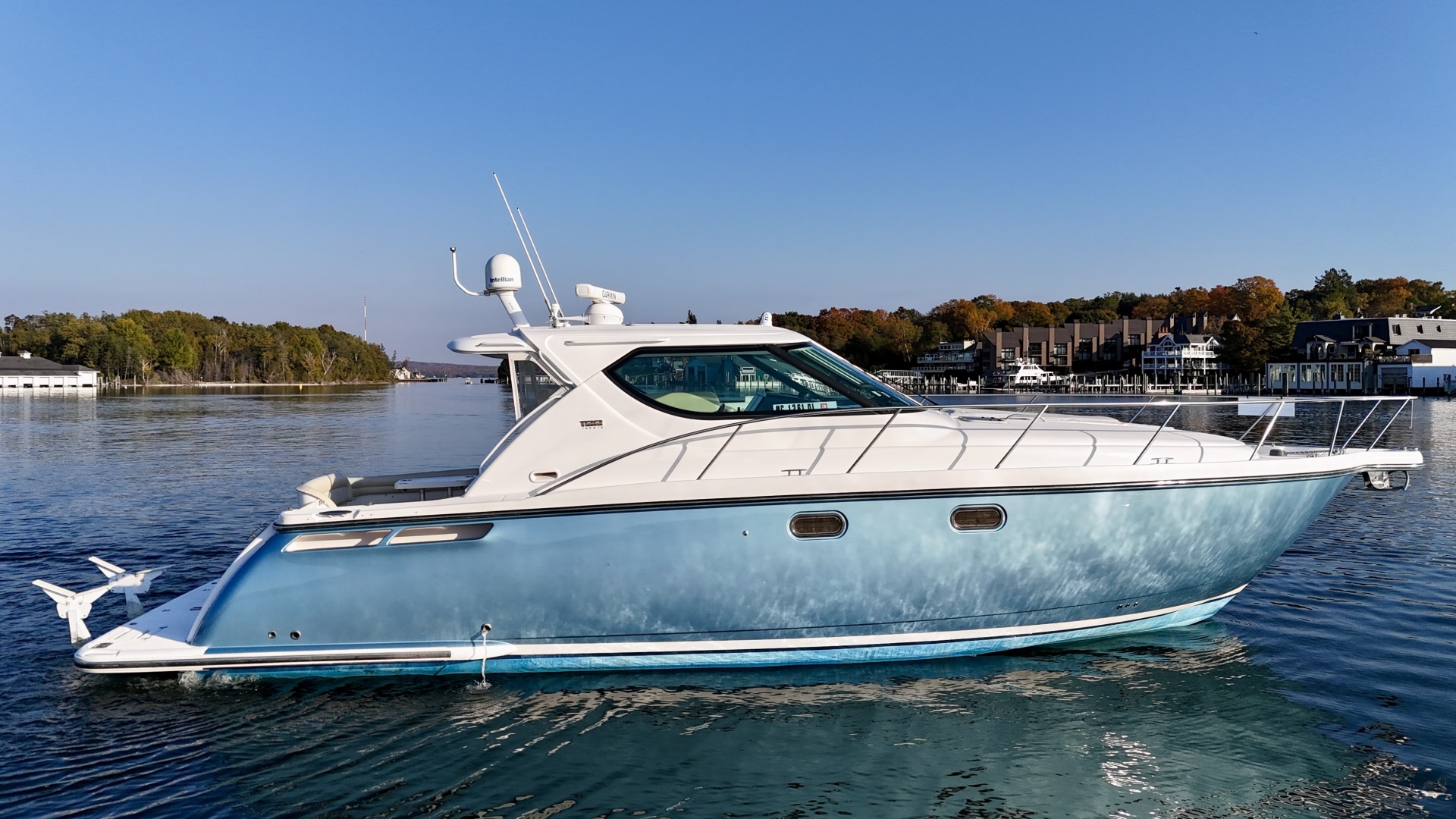 2006 Tiara Yachts 4300 Sovran