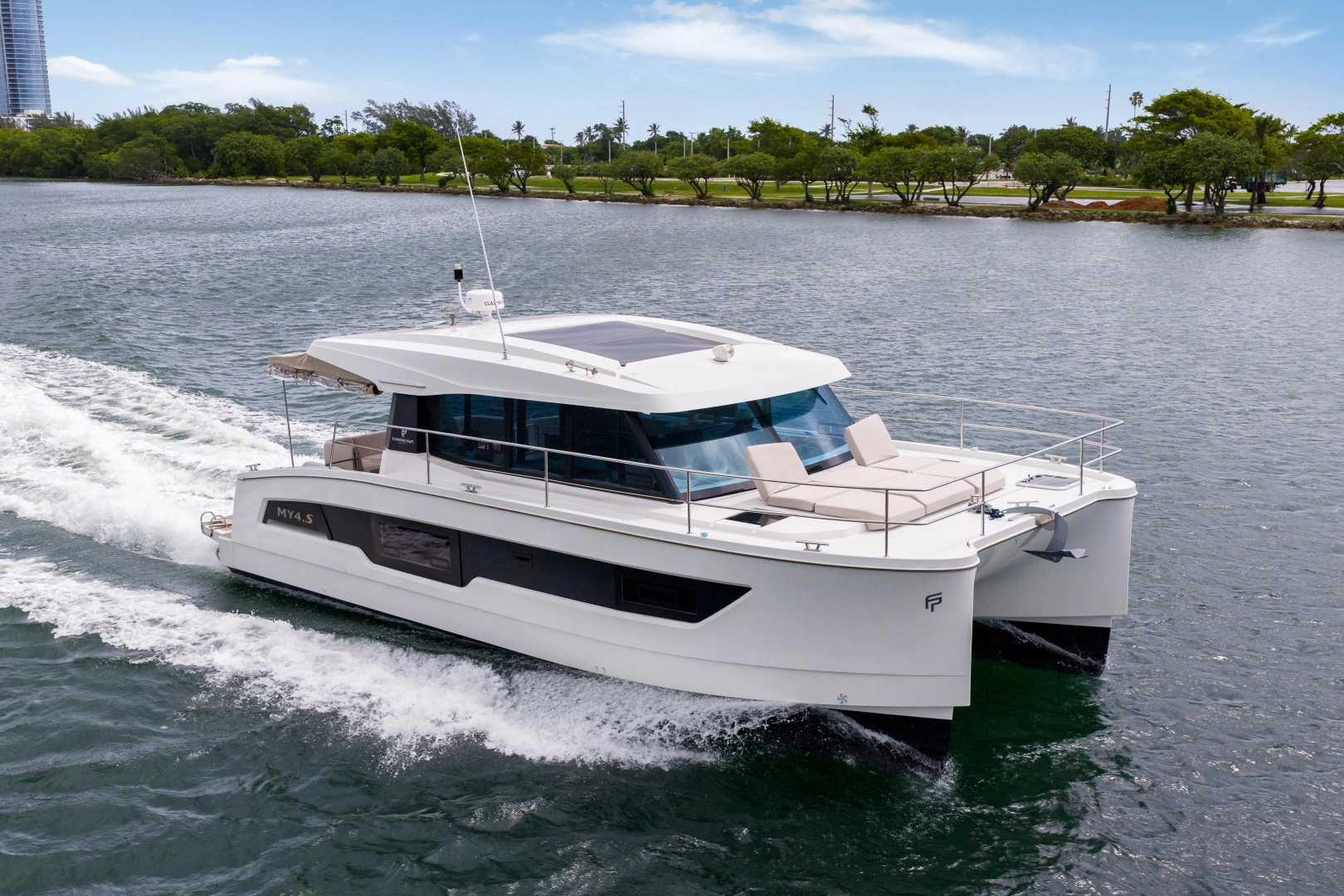 Fountaine Pajot MY4S Yacht For Sale