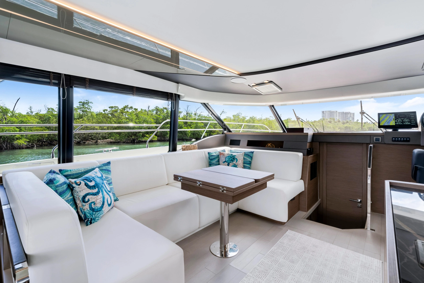 Prestige M48 Yacht For Sale