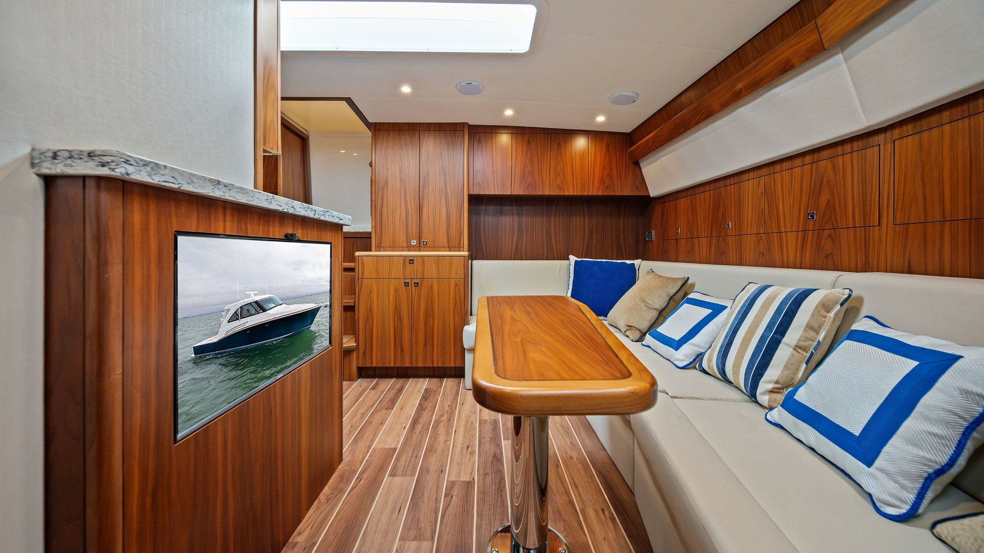 SEA N ME TOO 44ft Hatteras Yacht For Sale