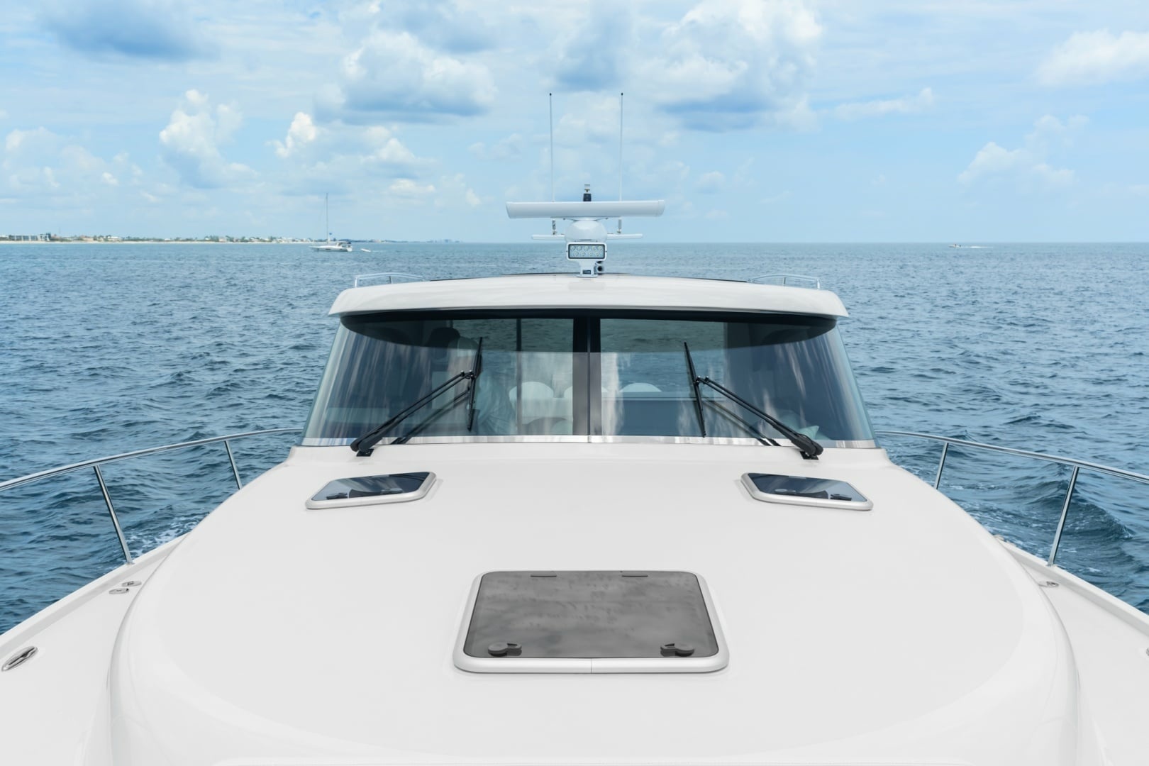 Eclipse 50 - STINGRAY GRAY - Bow