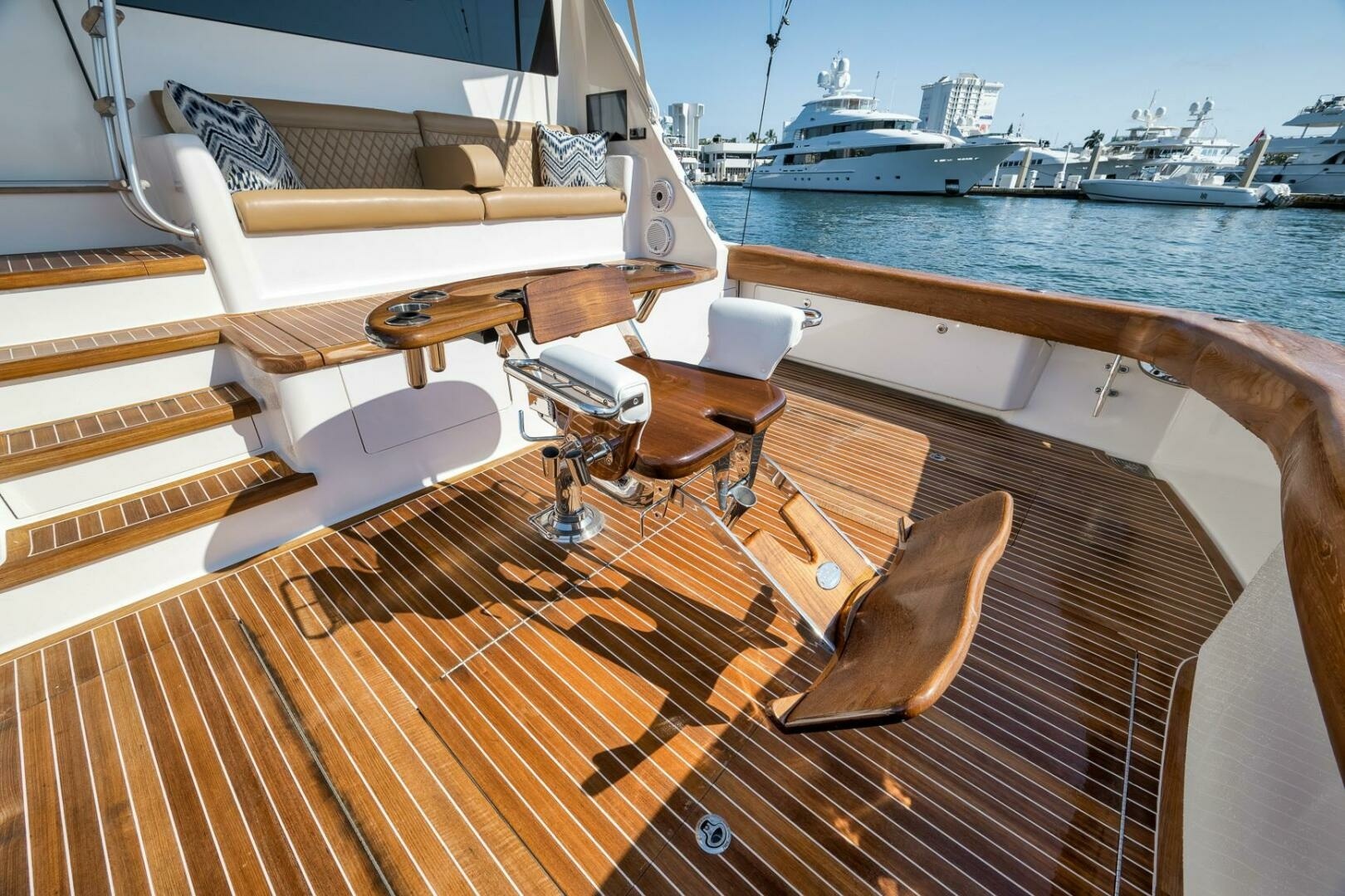 TEUSEAS 76ft Viking Yacht For Sale