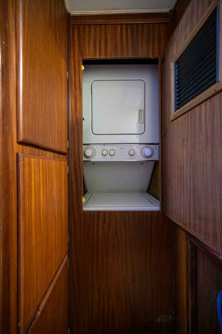 Hatteras 63 Motor Yacht Yacht For Sale