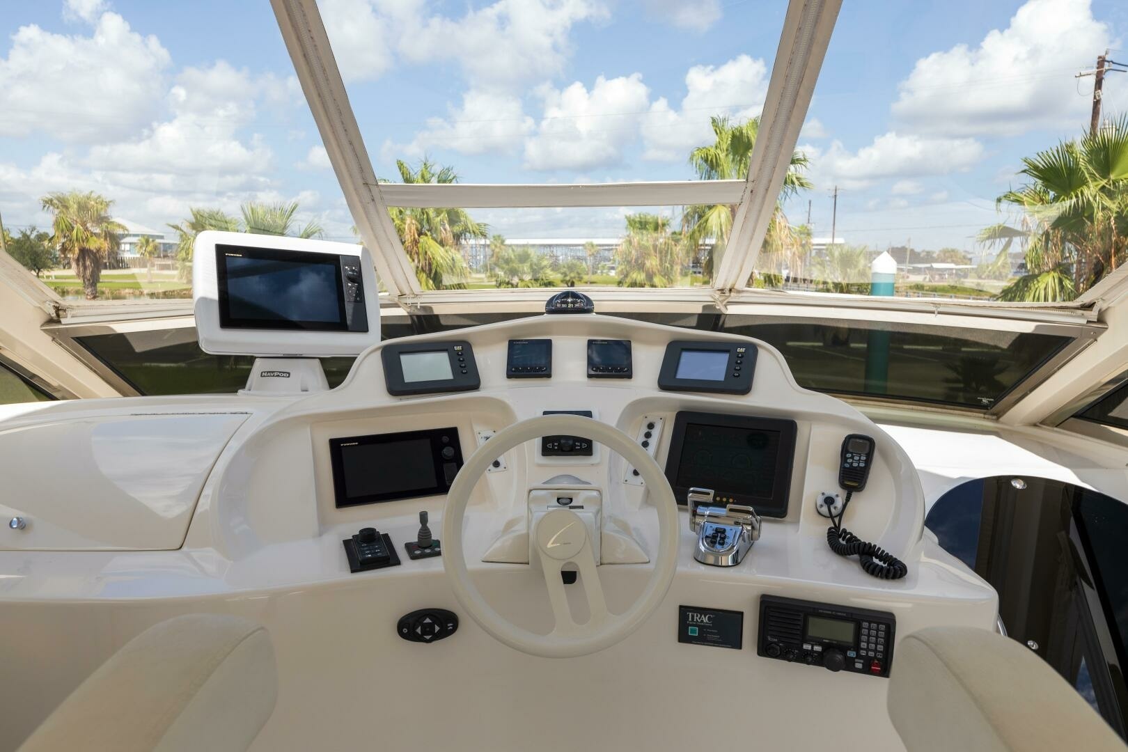Kathleen 74ft Lazzara Yachts Yacht For Sale