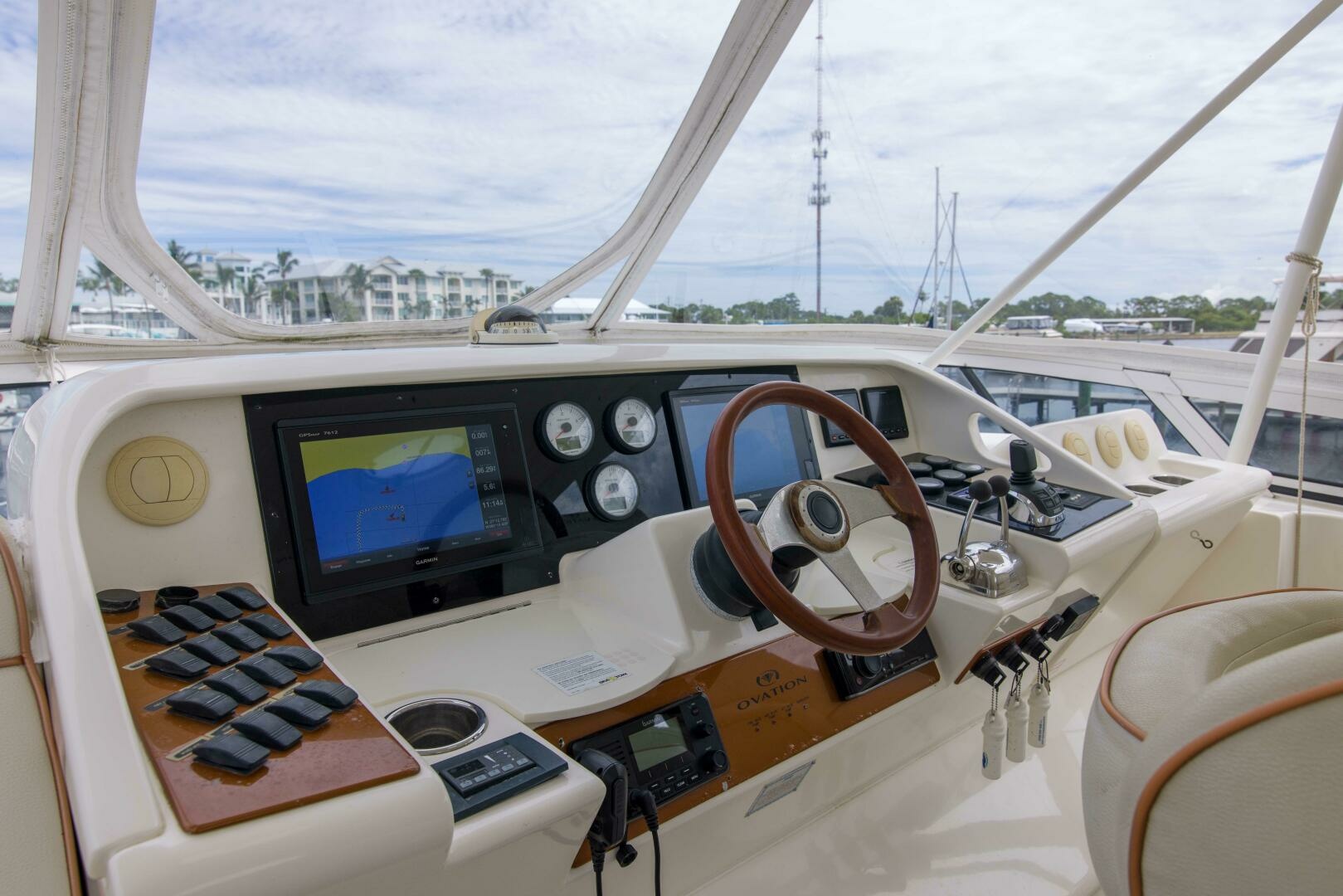 IMMERSED 52ft Silverton Yacht For Sale