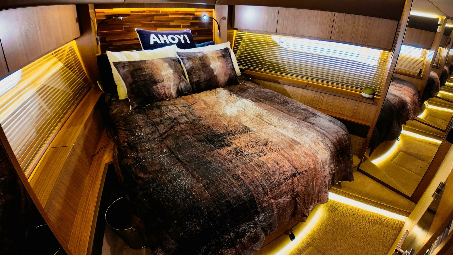 INCOGNITO 59ft Sea Ray Yacht For Sale