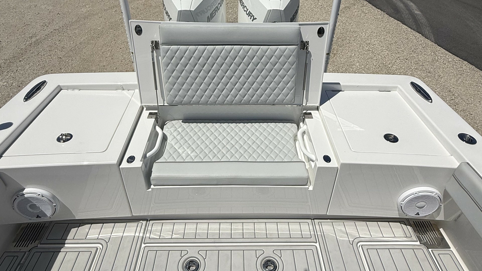 2025 29 Valhalla Boatworks V-29 Gunpowder Aft Seat (1)
