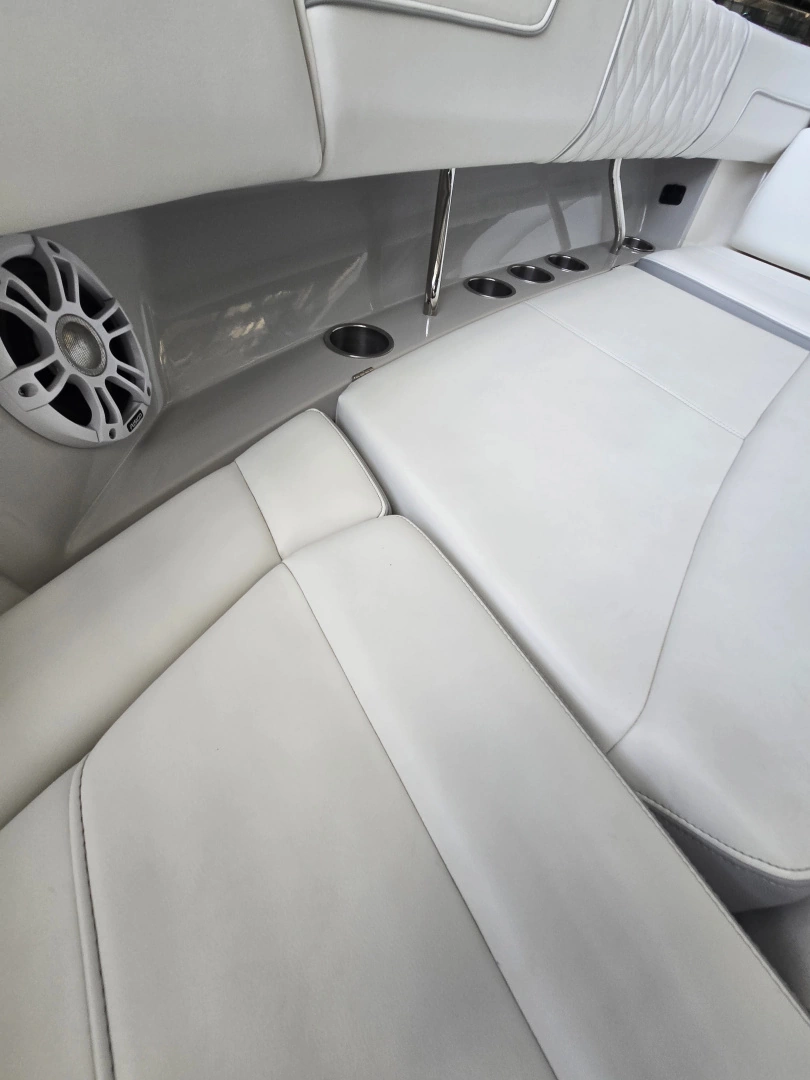 Regal SAV Yacht For Sale