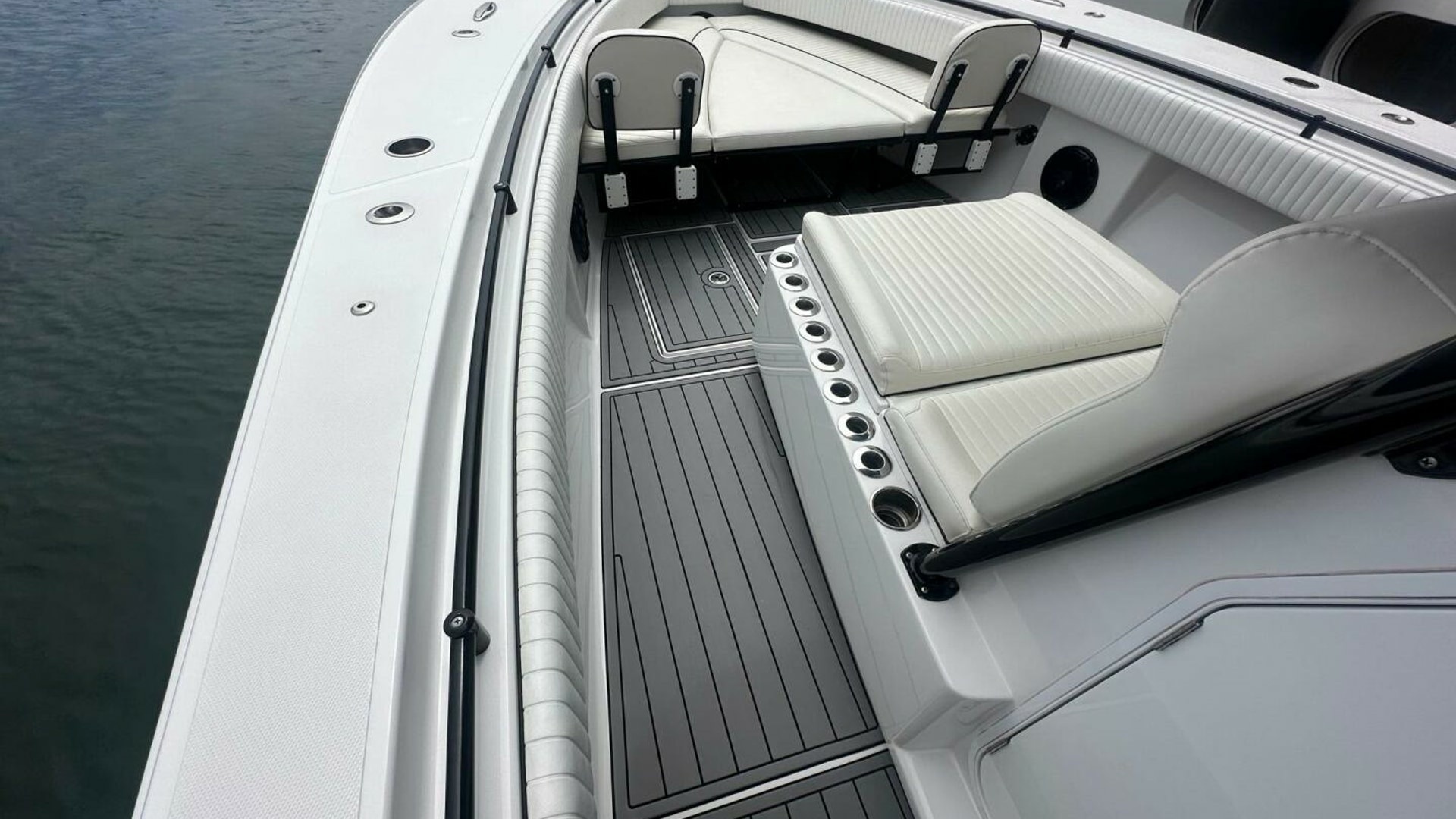 CHIRON39 39ft SeaHunter Yacht For Sale CHIRON39 39ft SeaHunter Yacht For Sale