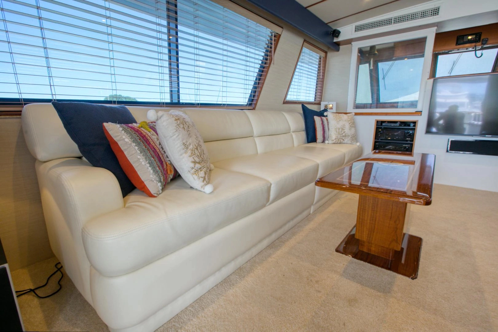Hatteras 56 Motor Yacht Yacht For Sale